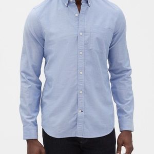 GAP Modern Oxford button down shirt